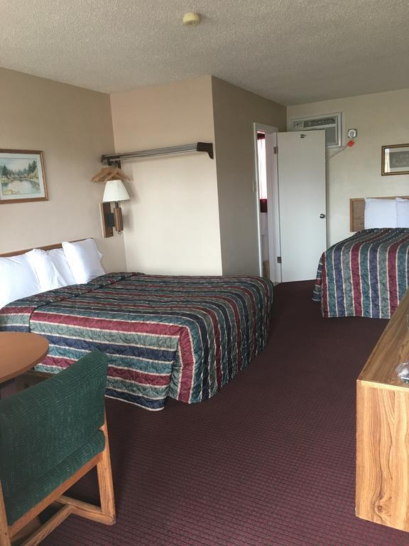 The Monticello Inn מראה חיצוני תמונה