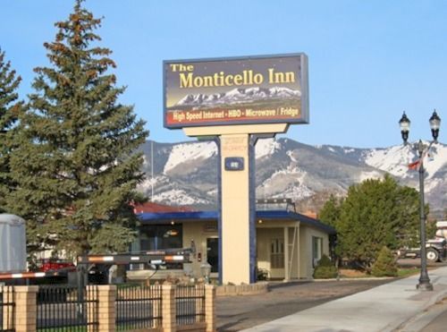 The Monticello Inn מראה חיצוני תמונה